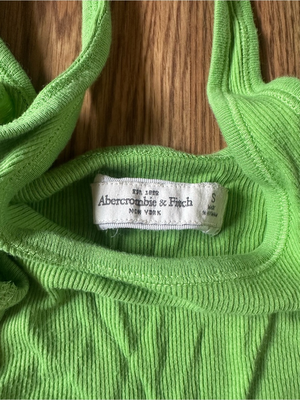 Abercrombie and Fitch Tank Top Bundle - Picture 4 of 5